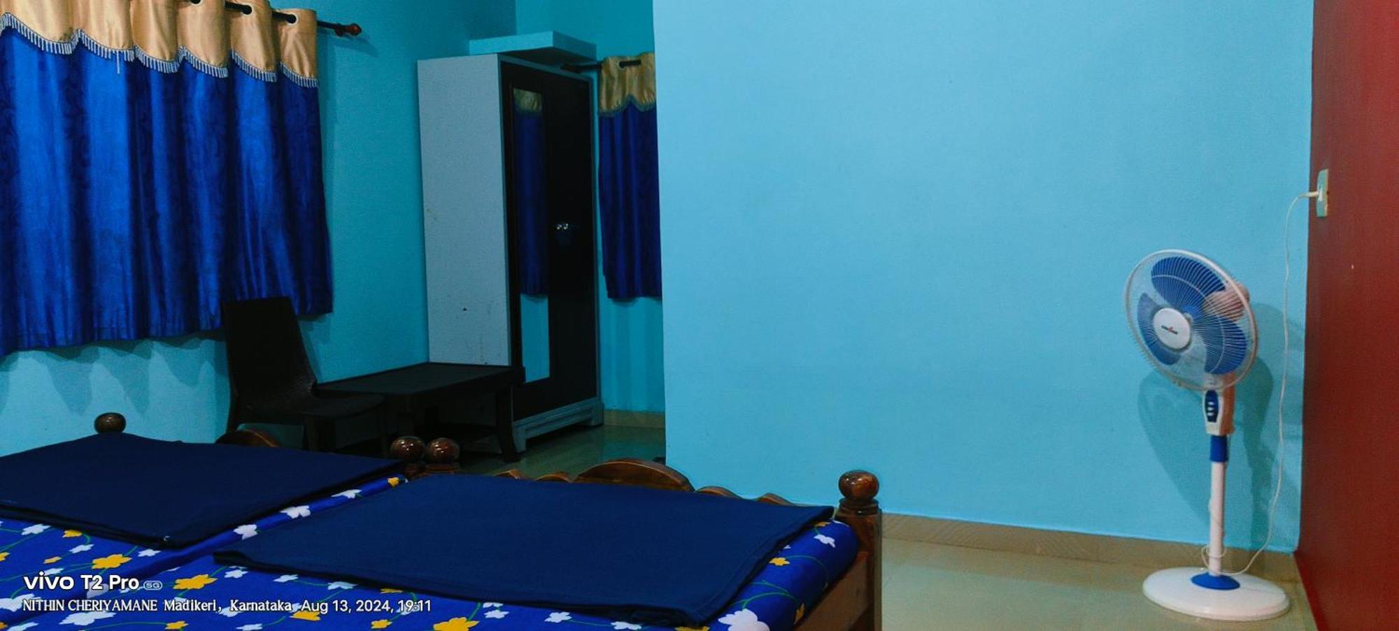 Nithin Homestay, Private 3Bedrooms House,Madikeri Extérieur photo